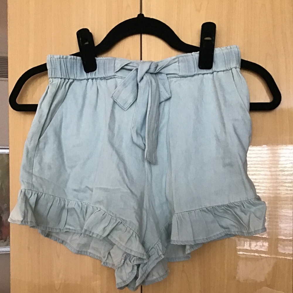 Paper bag shorts